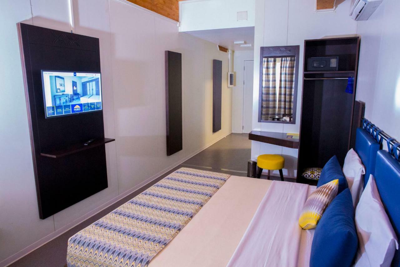 Dunia Hotel Ouagadougou Loumbila Buitenkant foto