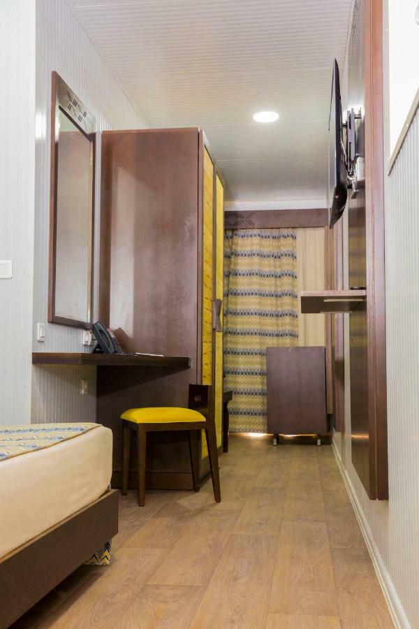 Dunia Hotel Ouagadougou Loumbila Buitenkant foto