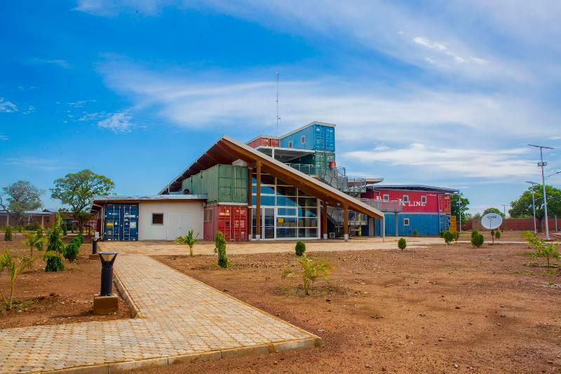 Dunia Hotel Ouagadougou Loumbila Buitenkant foto